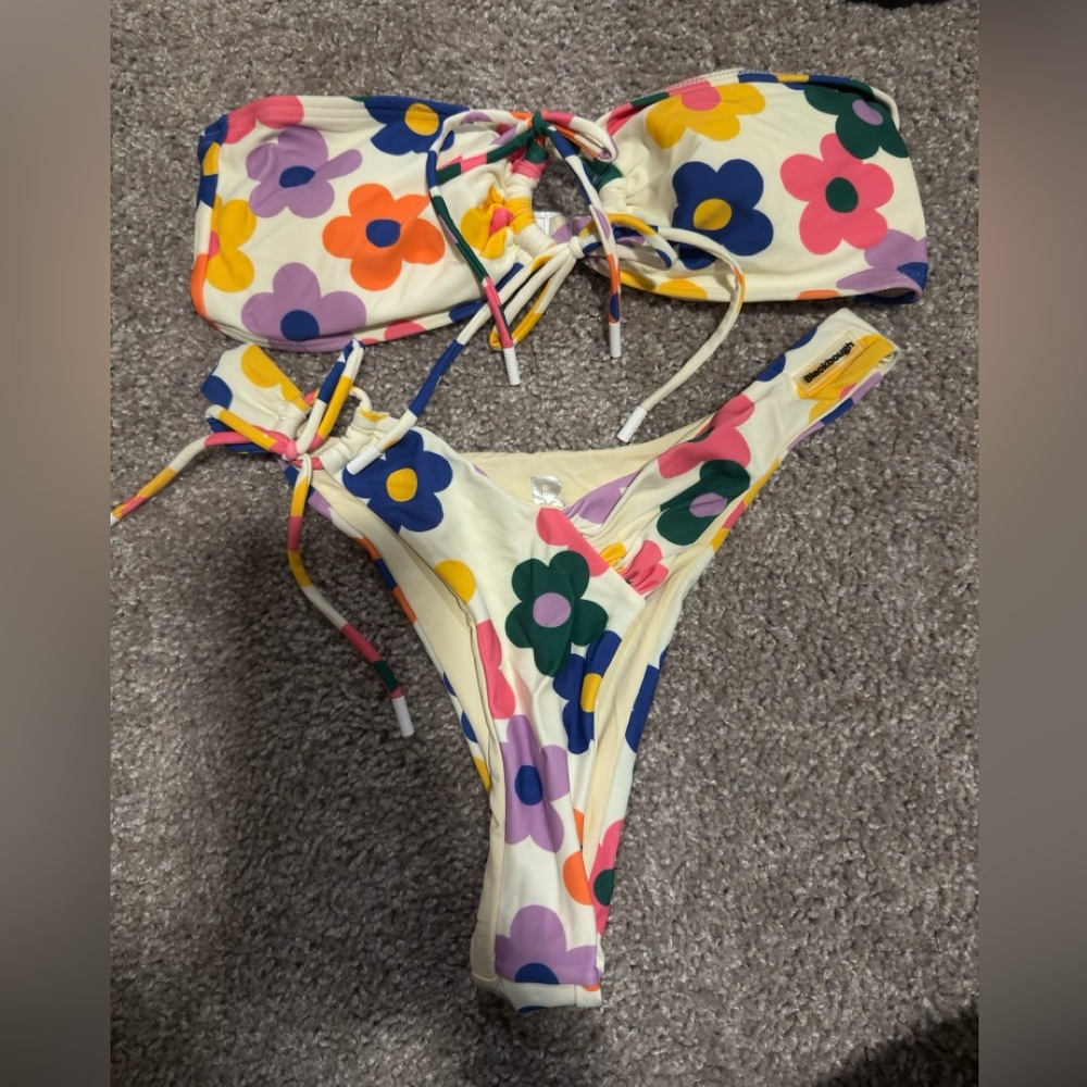 Blackbough Swim Bikini Set